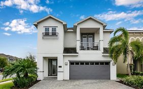 Encore Resort 6 Bedroom Vacation Home With Pool